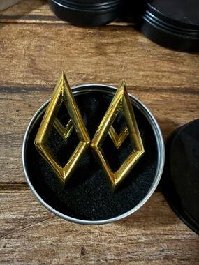 Gold Geometric Diamond Drop Hangers Earrings - Modern Women’s Jewelry